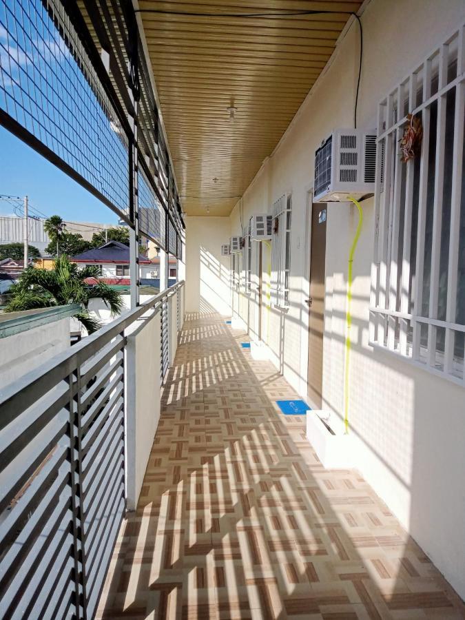 __Aplaridel Inn Suites__ Angeles Exteriér fotografie