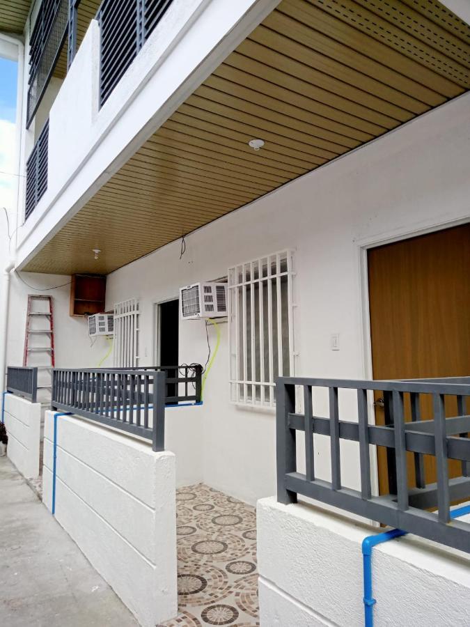 __Aplaridel Inn Suites__ Angeles Exteriér fotografie