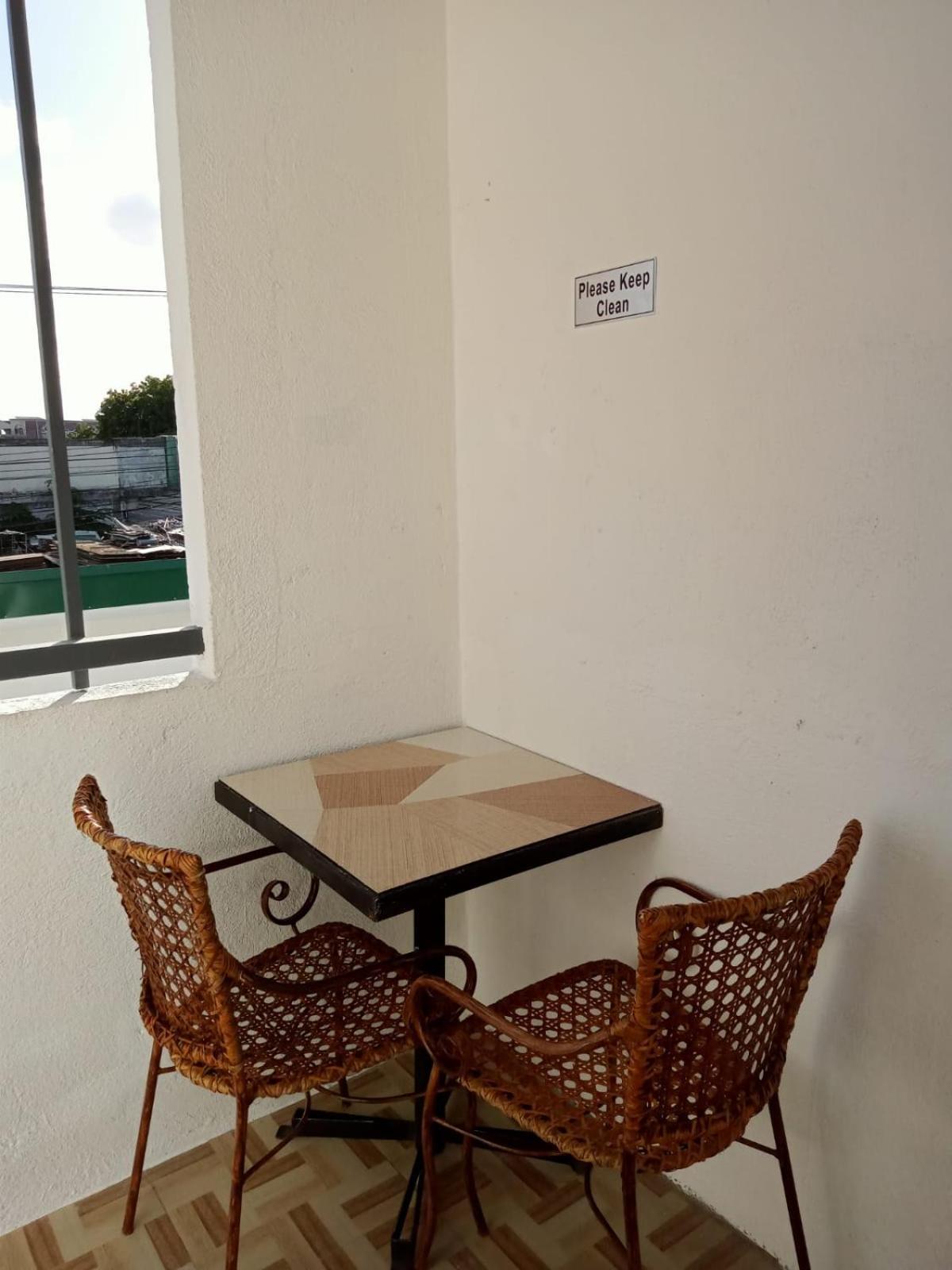 __Aplaridel Inn Suites__ Angeles Exteriér fotografie