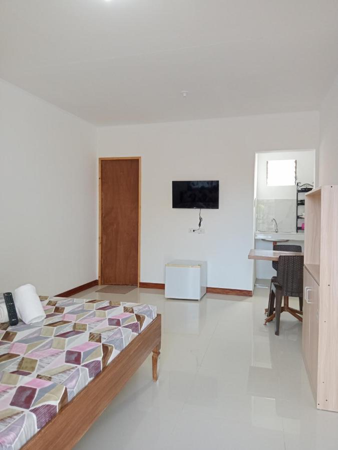 __Aplaridel Inn Suites__ Angeles Exteriér fotografie